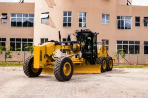 motoniveladora CAT 150 Linha Amarela Caterpillar 