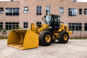 pa carregadeira CAT 338K linha amarela caterpillar