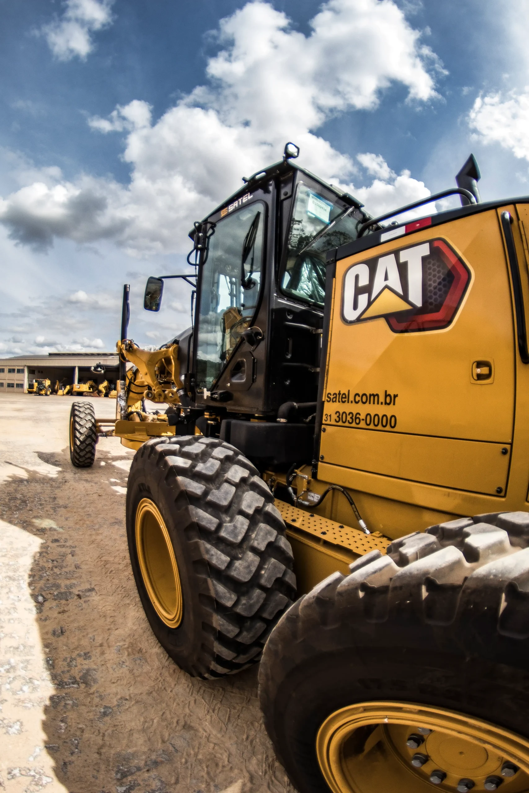 Máquinas Pesadas Caterpillar: A Força da Excelência em Sua Operação