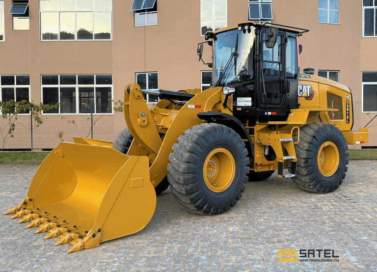 Pá-Carregadeira Caterpillar 938K