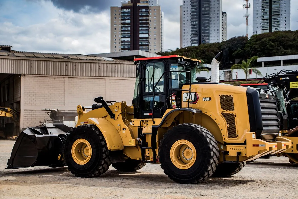 O guia completo da máquina carregadeira: Versatilidade e potência para o seu projeto